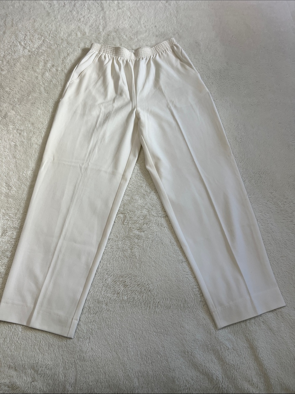 Briggs New York Women’s White Elastic-Waist Pants
